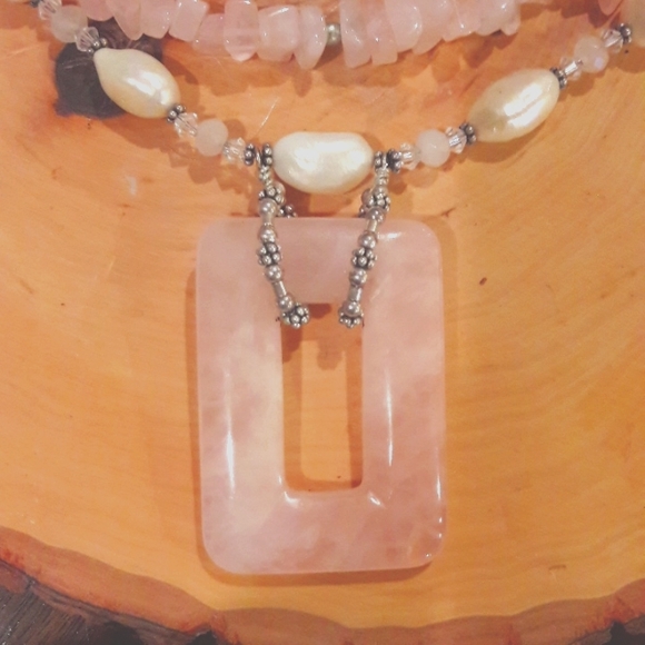 Graphite Pink Statement Necklace - Picture 2 of 4